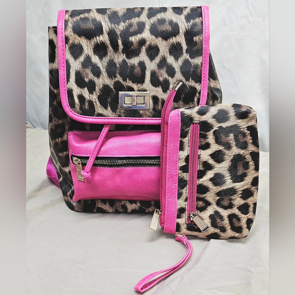 New Leopard Print Backpack & Matching Wristlet Set Hot Pink Trim Animal Print